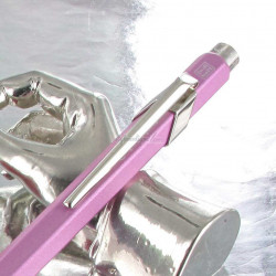 Stylo Bille Caran d'Ache® 849 "COLORMAT-X" Rose