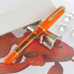 Stylo Plume Moyenne Pelikan® "Classic 200" Orange Delight