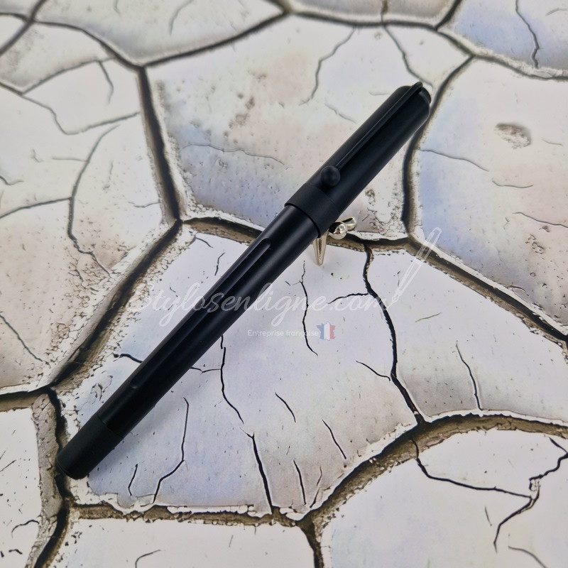 Stylo plume M Matsuo Koji Geometry noir carbonne Stylo plume M Matsuo Koji Geometry noir carbonne