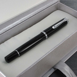 Stylo Plume Pélikan® Noir à mécanisme à piston et plume acier "SERIES 205"