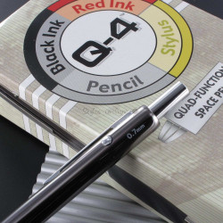 Stylo Bille Fisher Space Pen Multi-Fonctions "4 pen" (Bille noire,rouge, mine 0,7 et stylet)