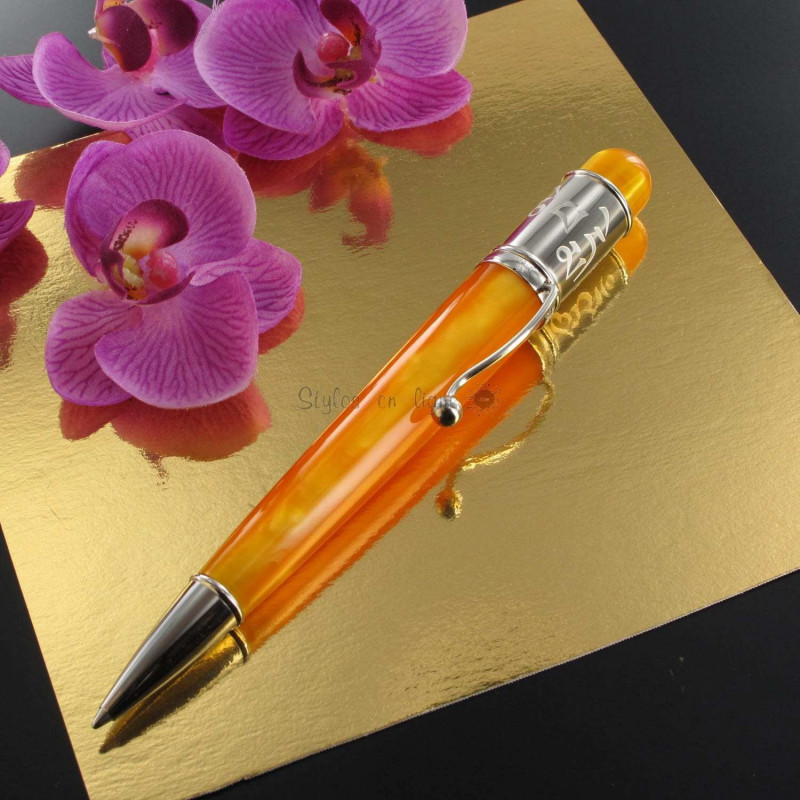 Stylo Bille Orange "Le Tibétain" Jean Pierre Lépine® Stylo Bille Orange "Le Tibétain" Jean Pierre Lépine®